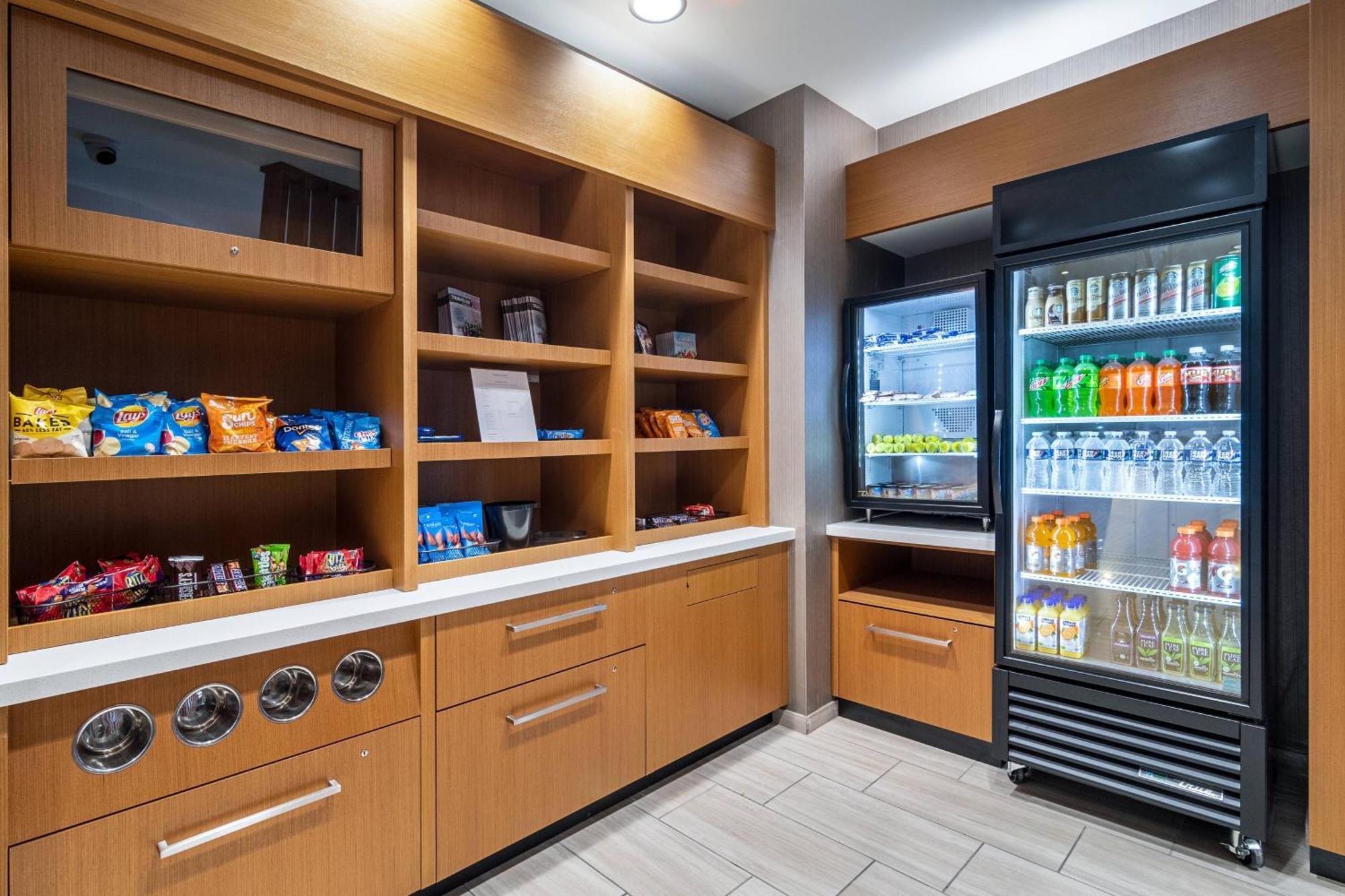 Springhill Suites By Marriott Charleston Airport & Convention Center Север Чарлстон Экстерьер фото